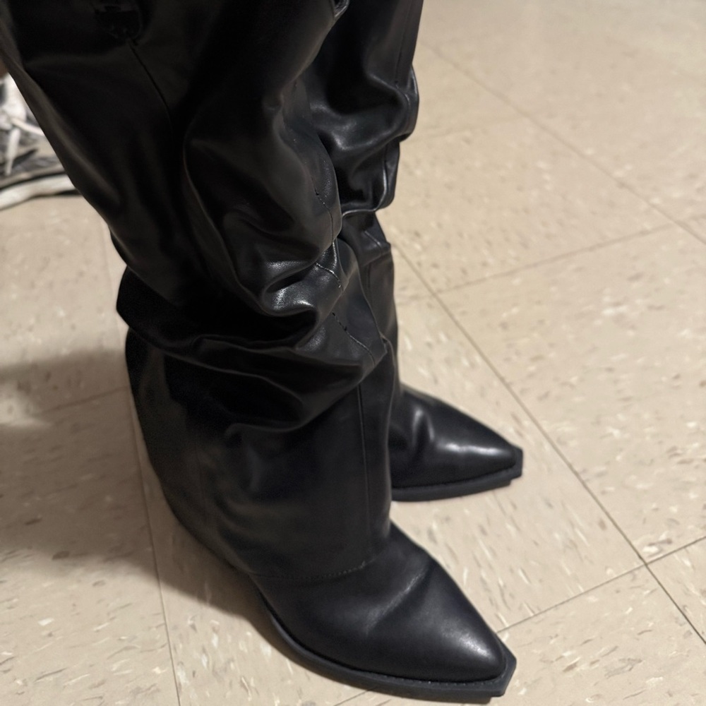 Crown Vintage Black Heeled Boots
